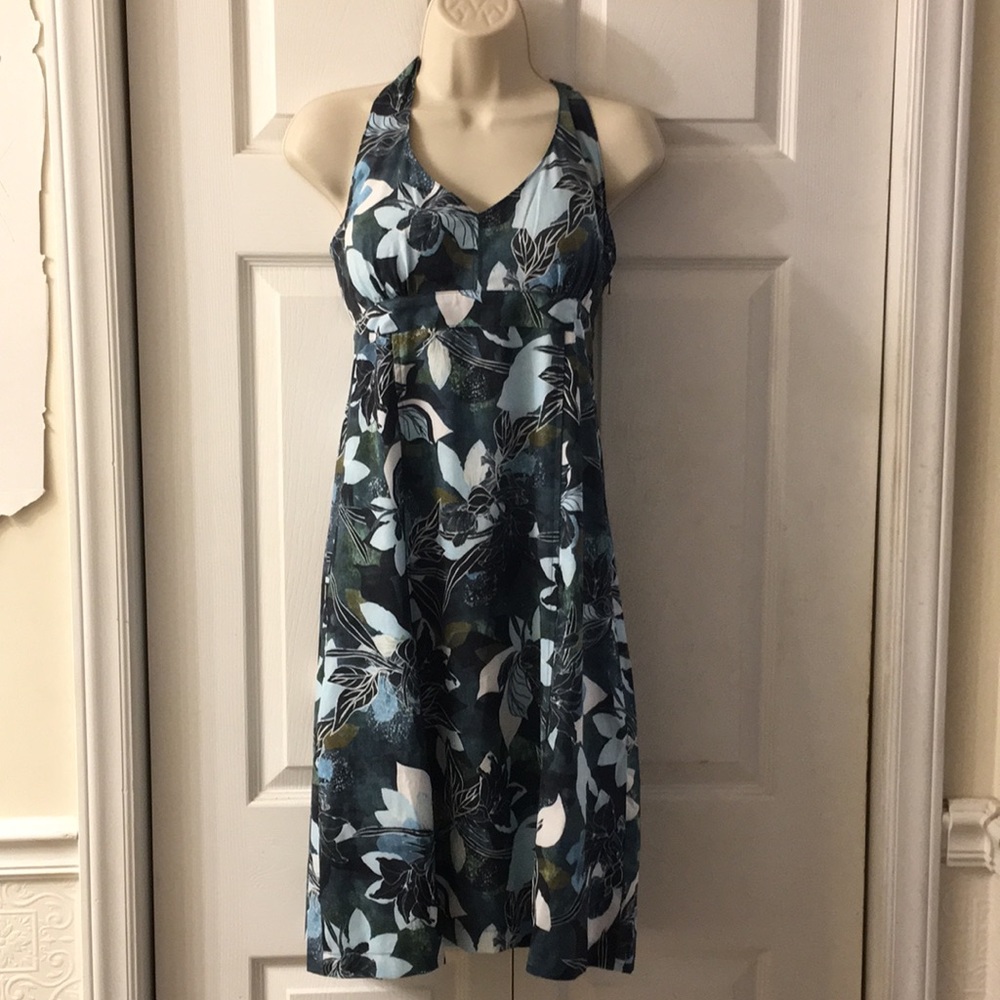 Athleta  Pack and Go halter dress. Size 6.